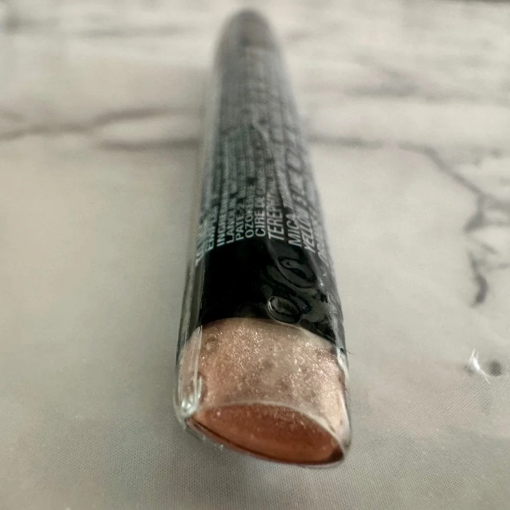 Avon Lip Radiance Naturally Nude Shimmer Lip Gloss 0.19 oz New Sealed